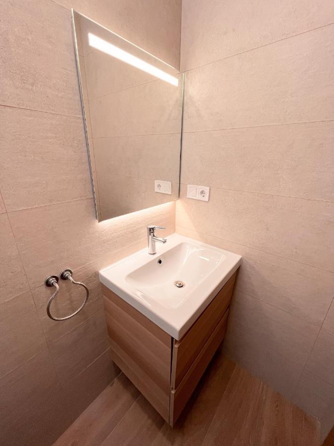 Habitacion En Vivienda Centrica Bilbao 아파트 외부 사진